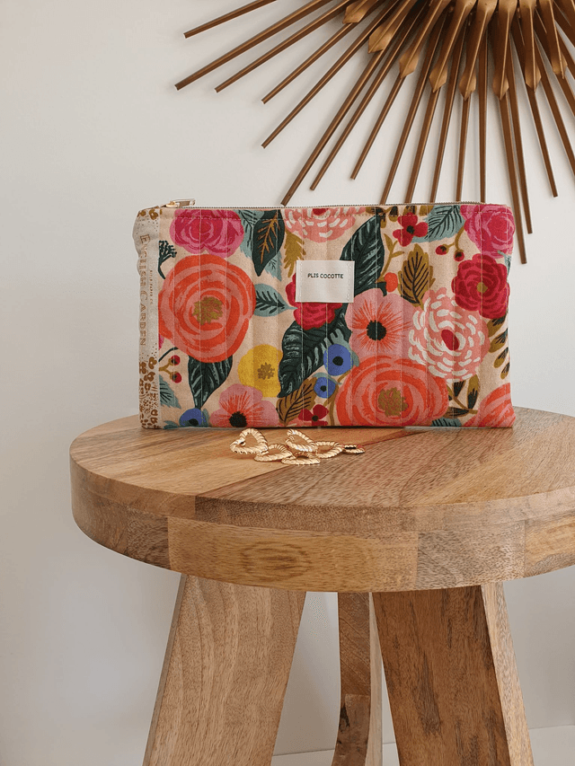 Daphnée la trousse plate matelassée