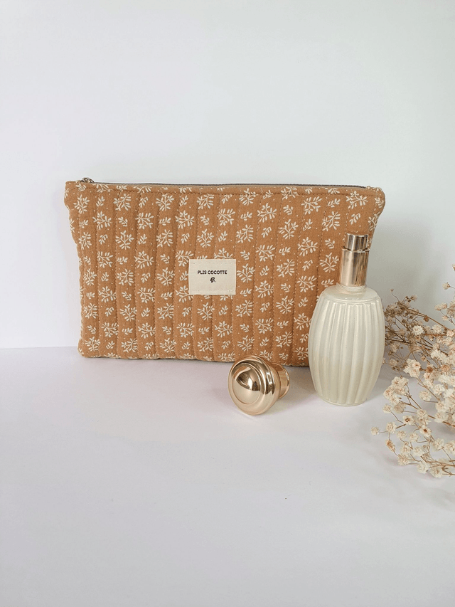  Agathe la trousse plate 