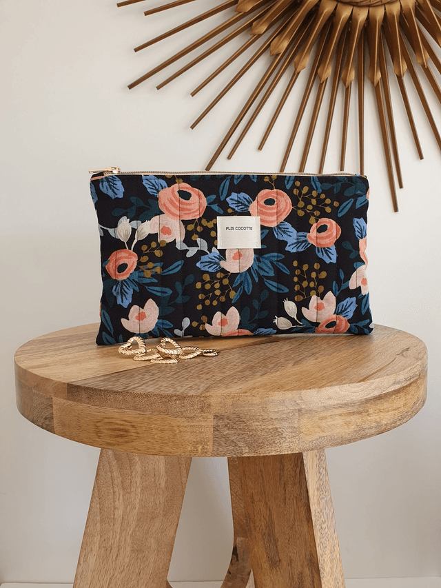 Daphnée la trousse plate matelassée